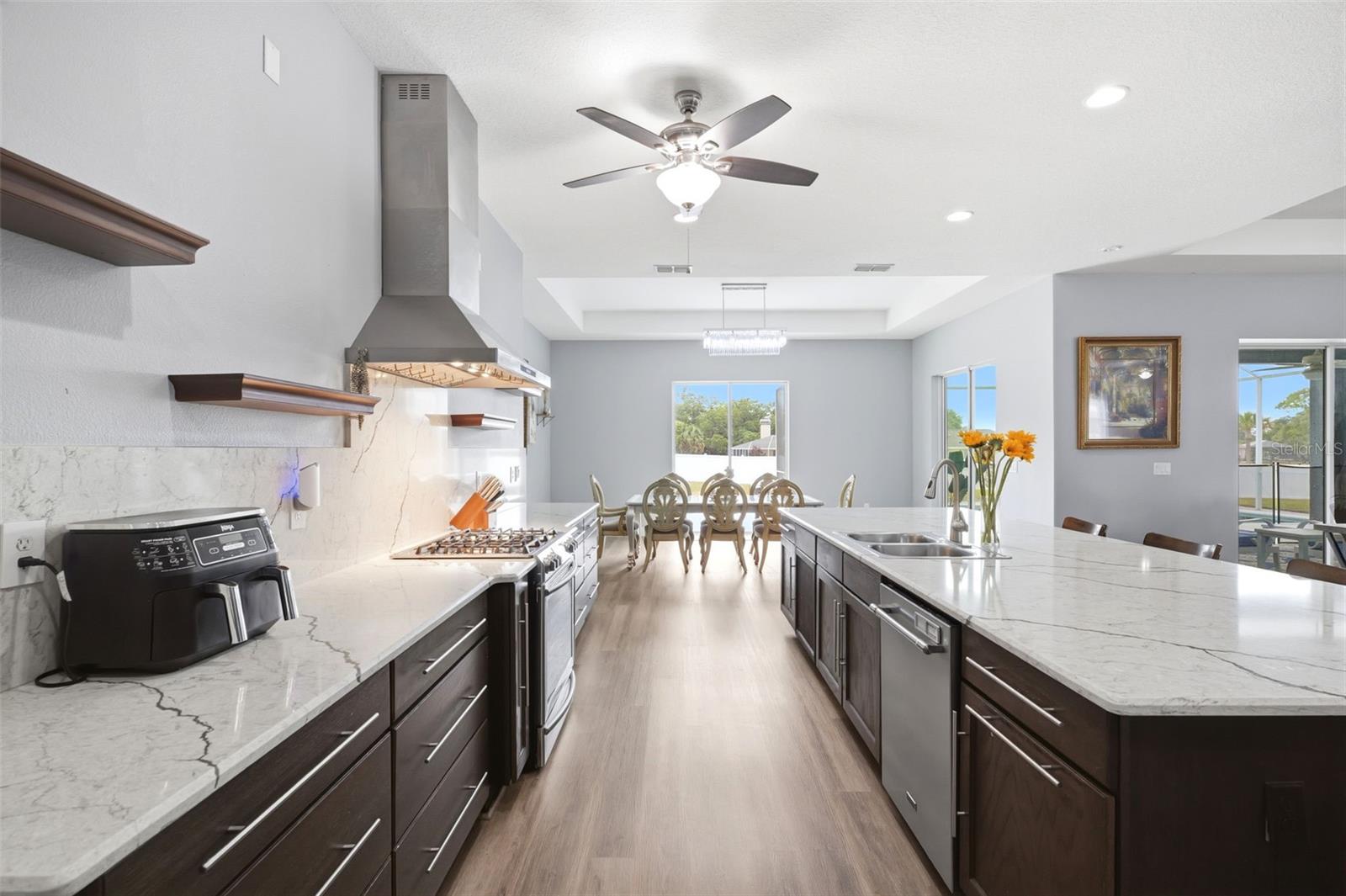 SILVER MDWS NORTH - Residential