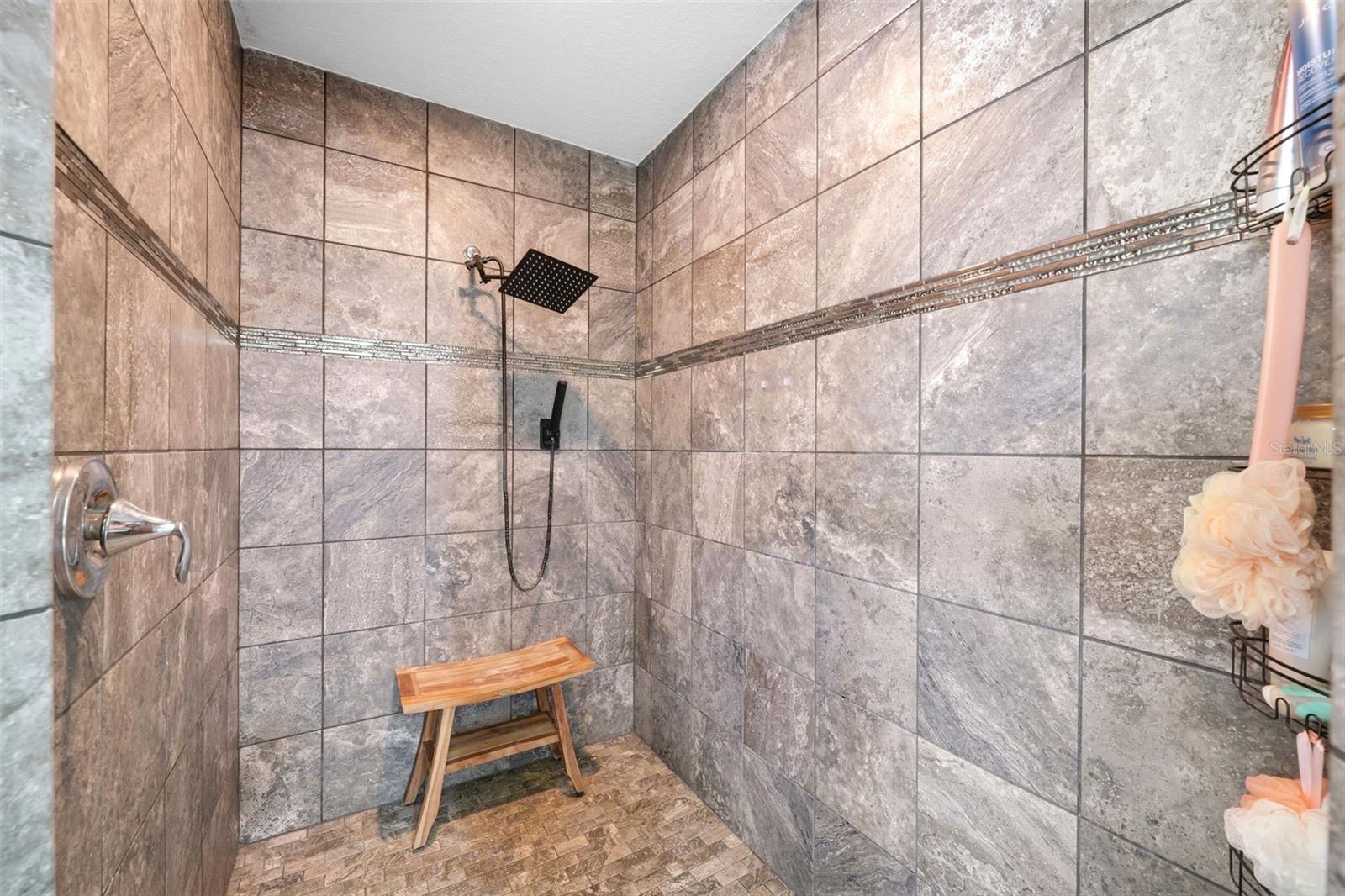 SILVER MDWS NORTH - Residential