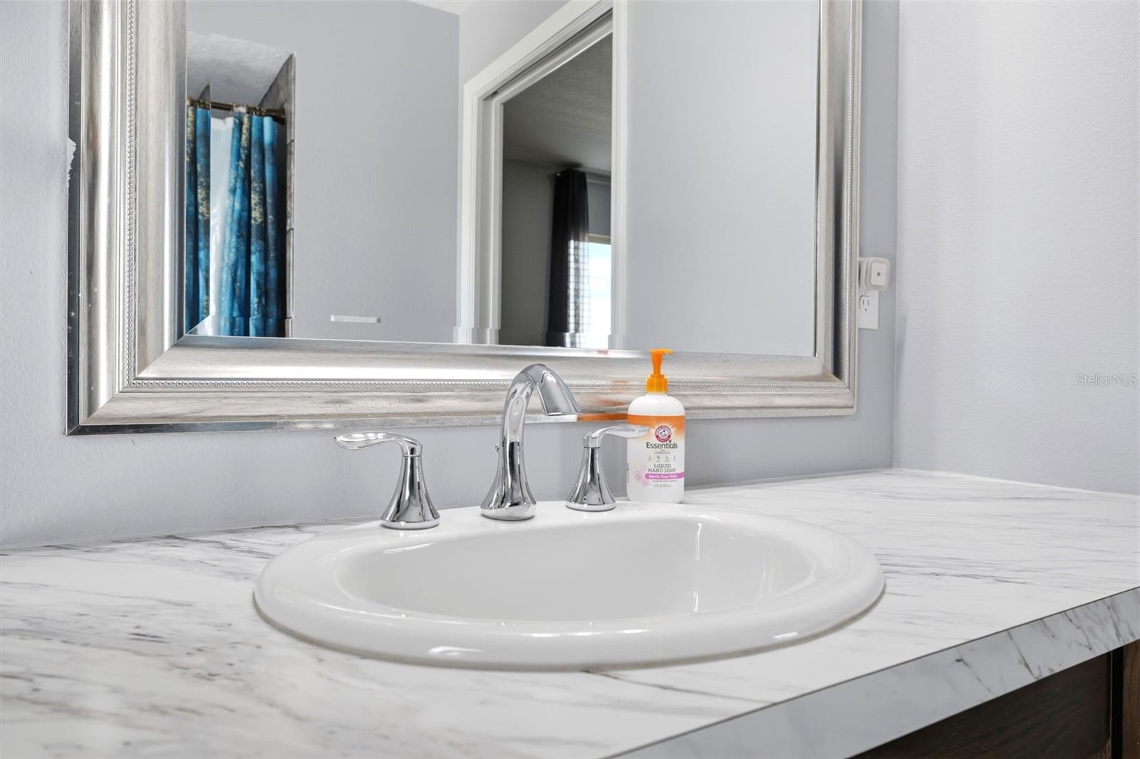 SILVER MDWS NORTH - Residential