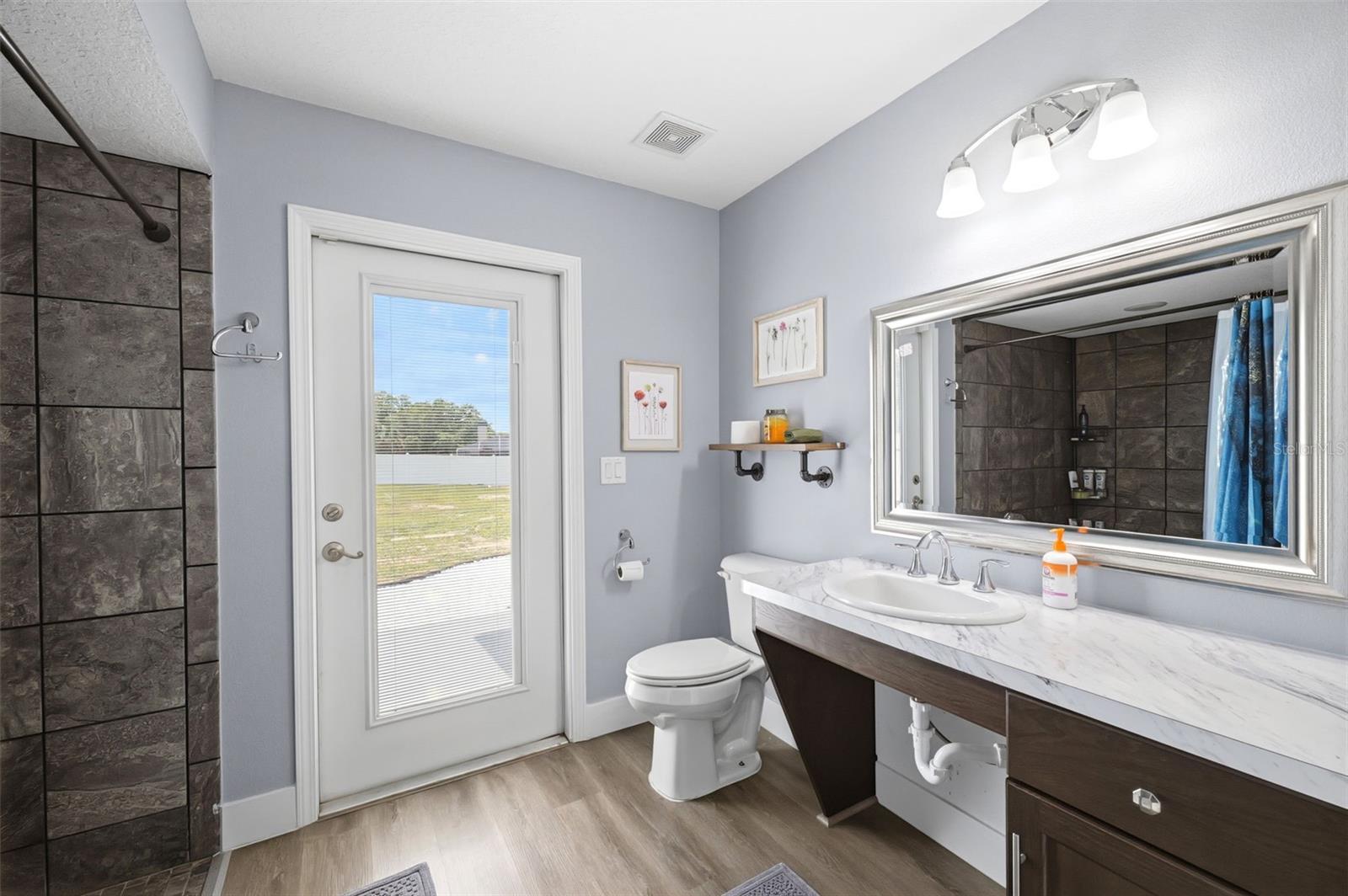 SILVER MDWS NORTH - Residential