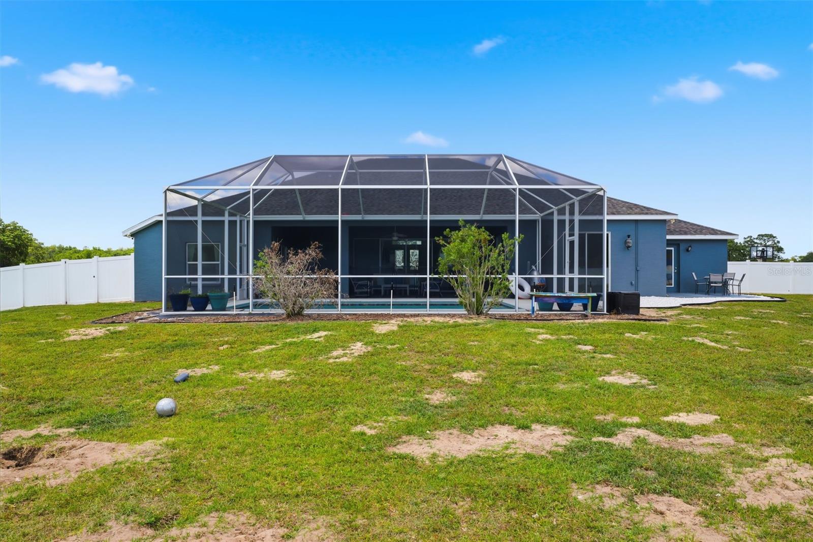 SILVER MDWS NORTH - Residential