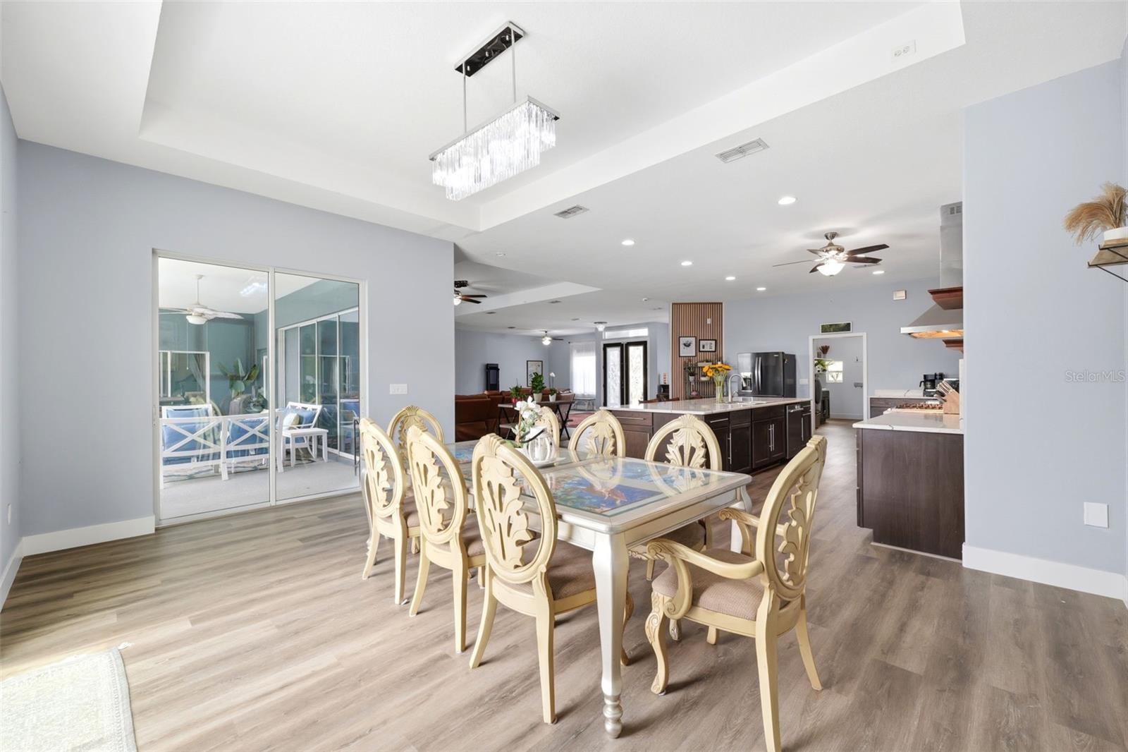 SILVER MDWS NORTH - Residential