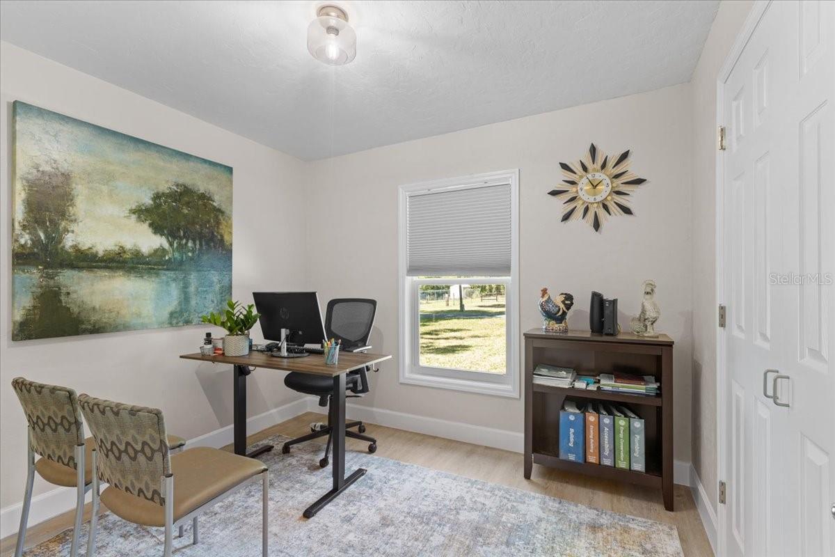 MEADOWLAWN ADD - Residential