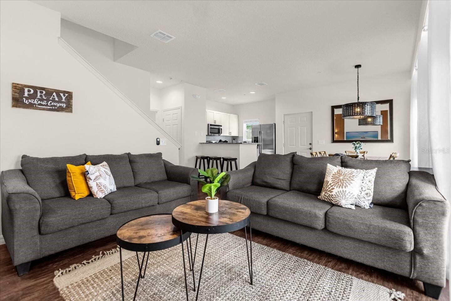 5368 DIPLOMAT COURT 104