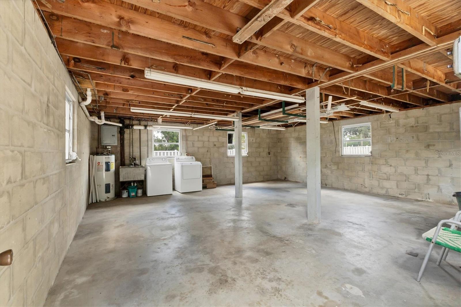 BRADEN RIVER MANOR - Residential