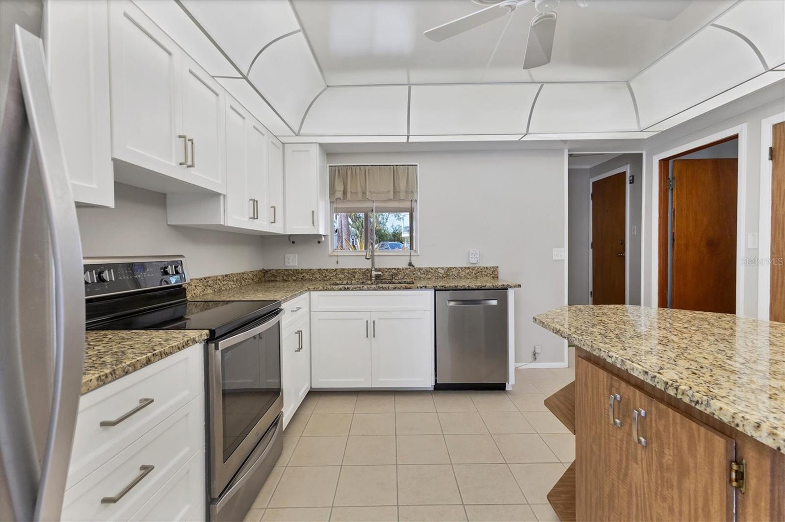 BRADEN RIVER MANOR - Residential