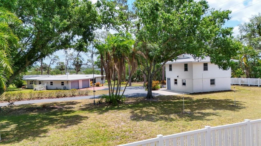 Photo of 4311 52nd Street E, Bradenton, FL 34208 (MLS # A4649814)