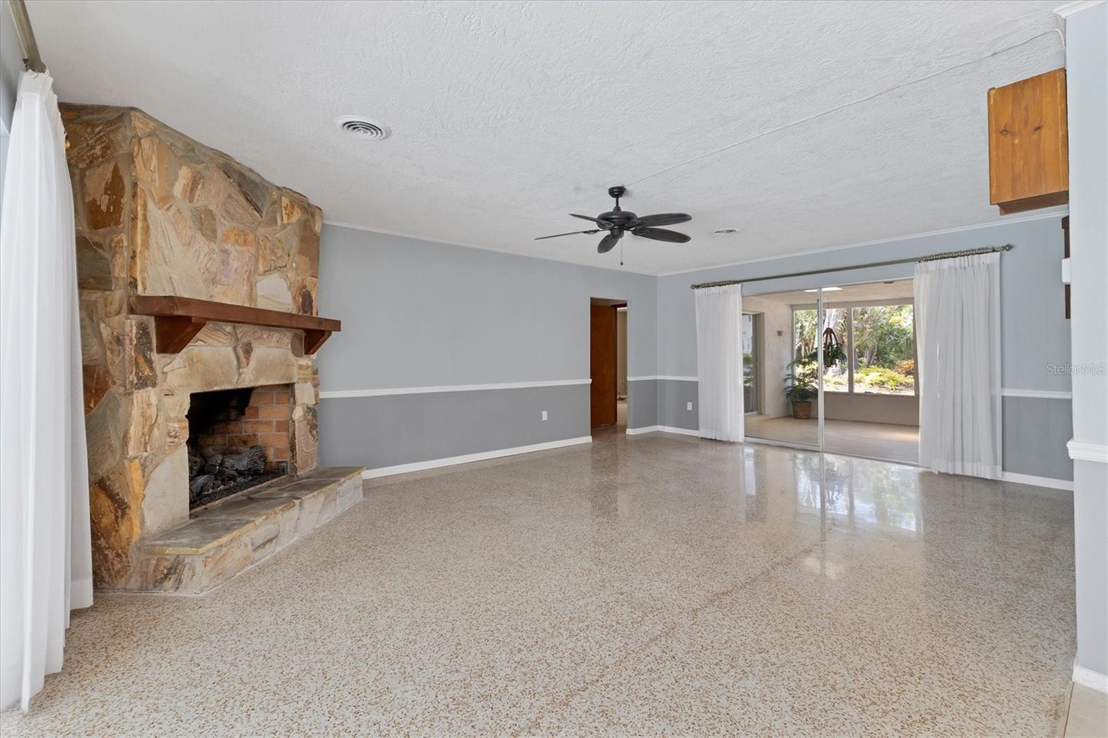 BRADEN RIVER MANOR - Residential