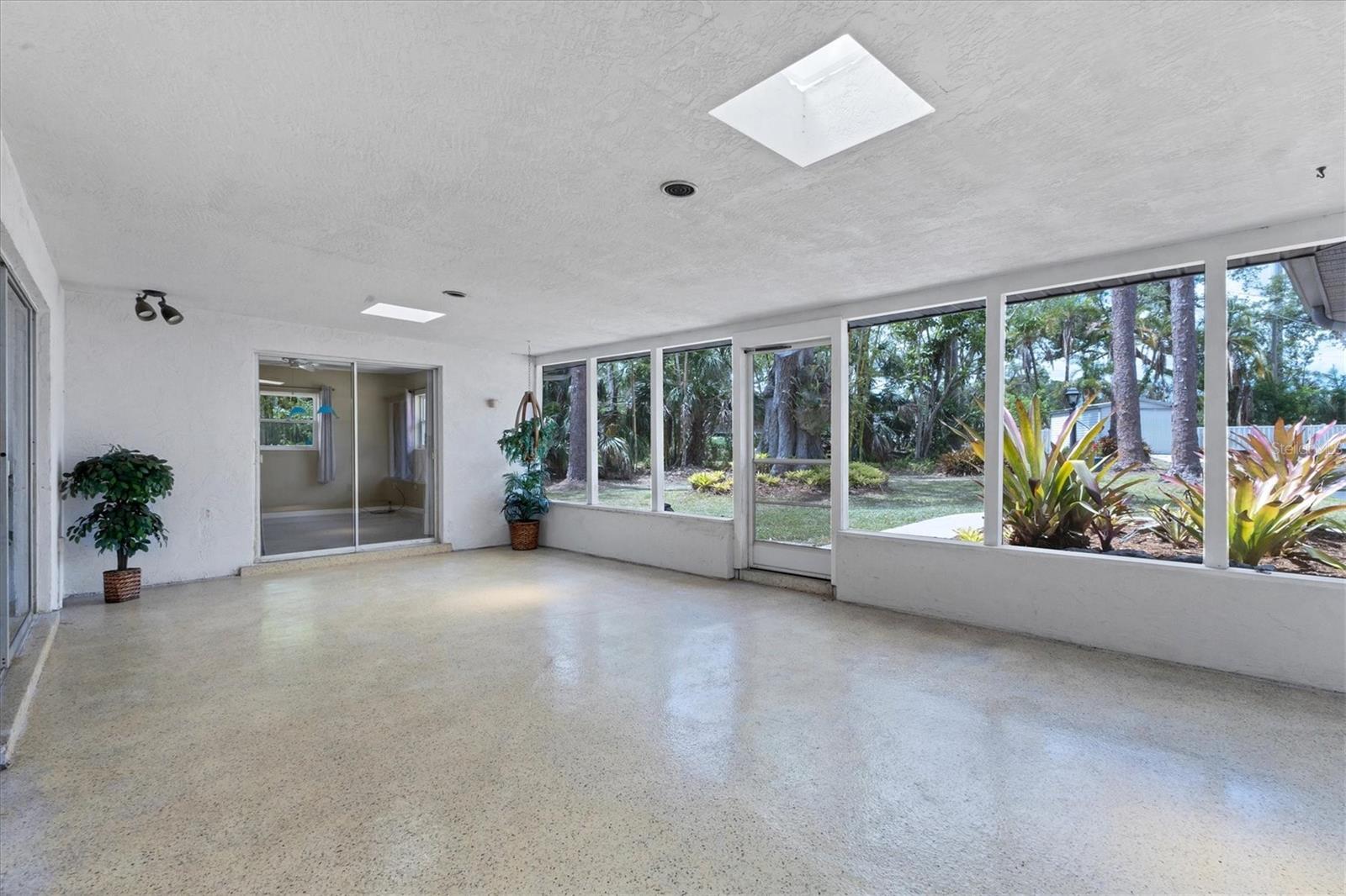 BRADEN RIVER MANOR - Residential