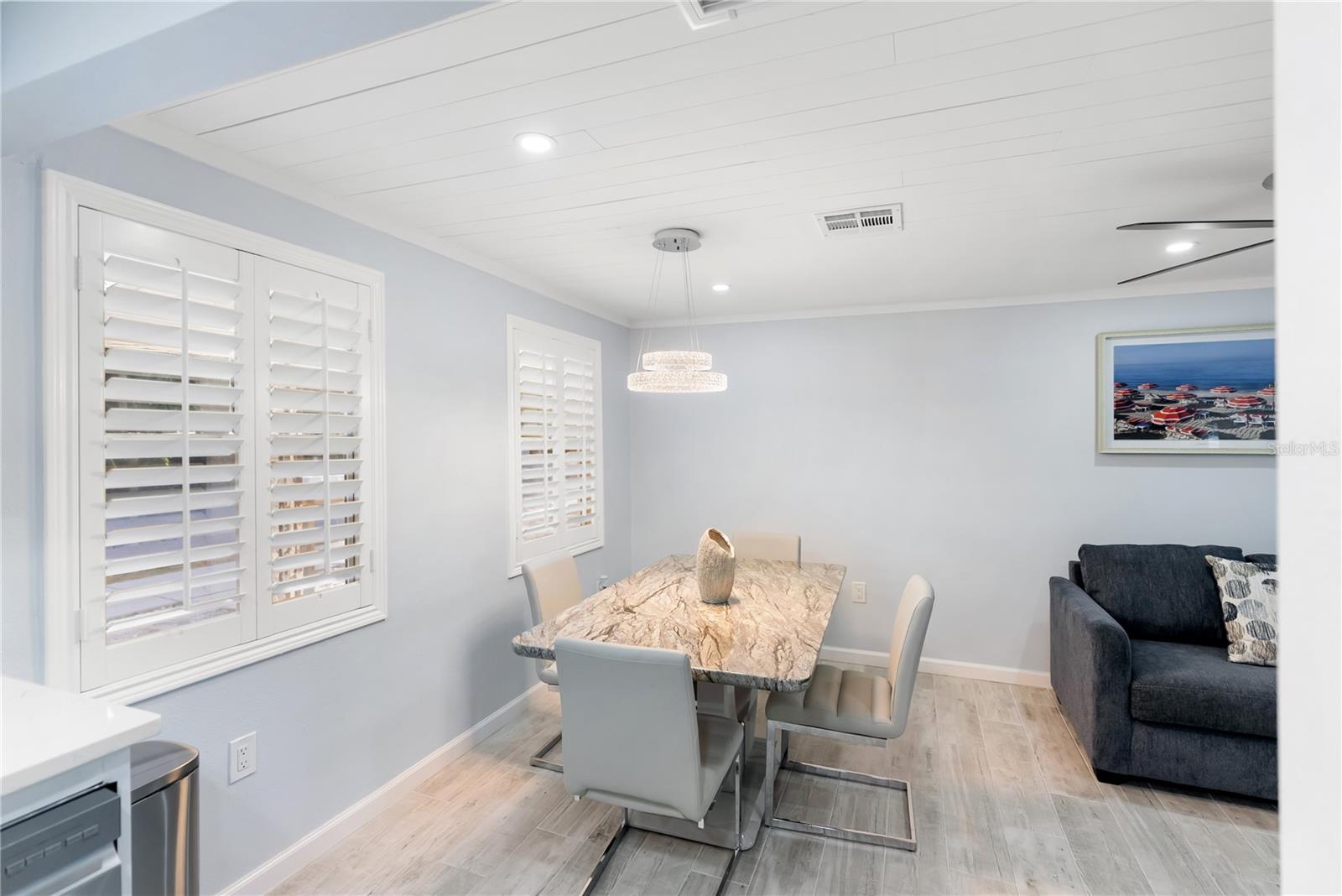 CORAL SHORES - Residential