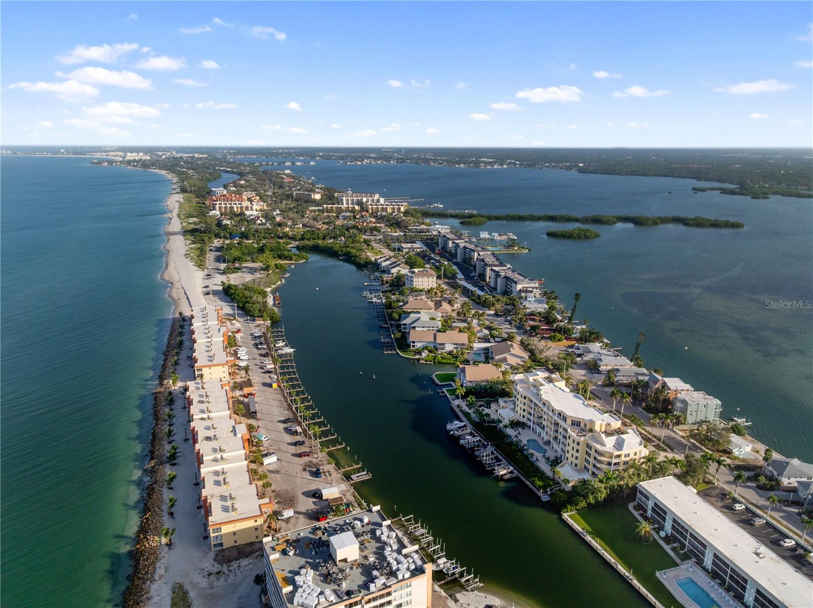 CORAL SHORES - Residential