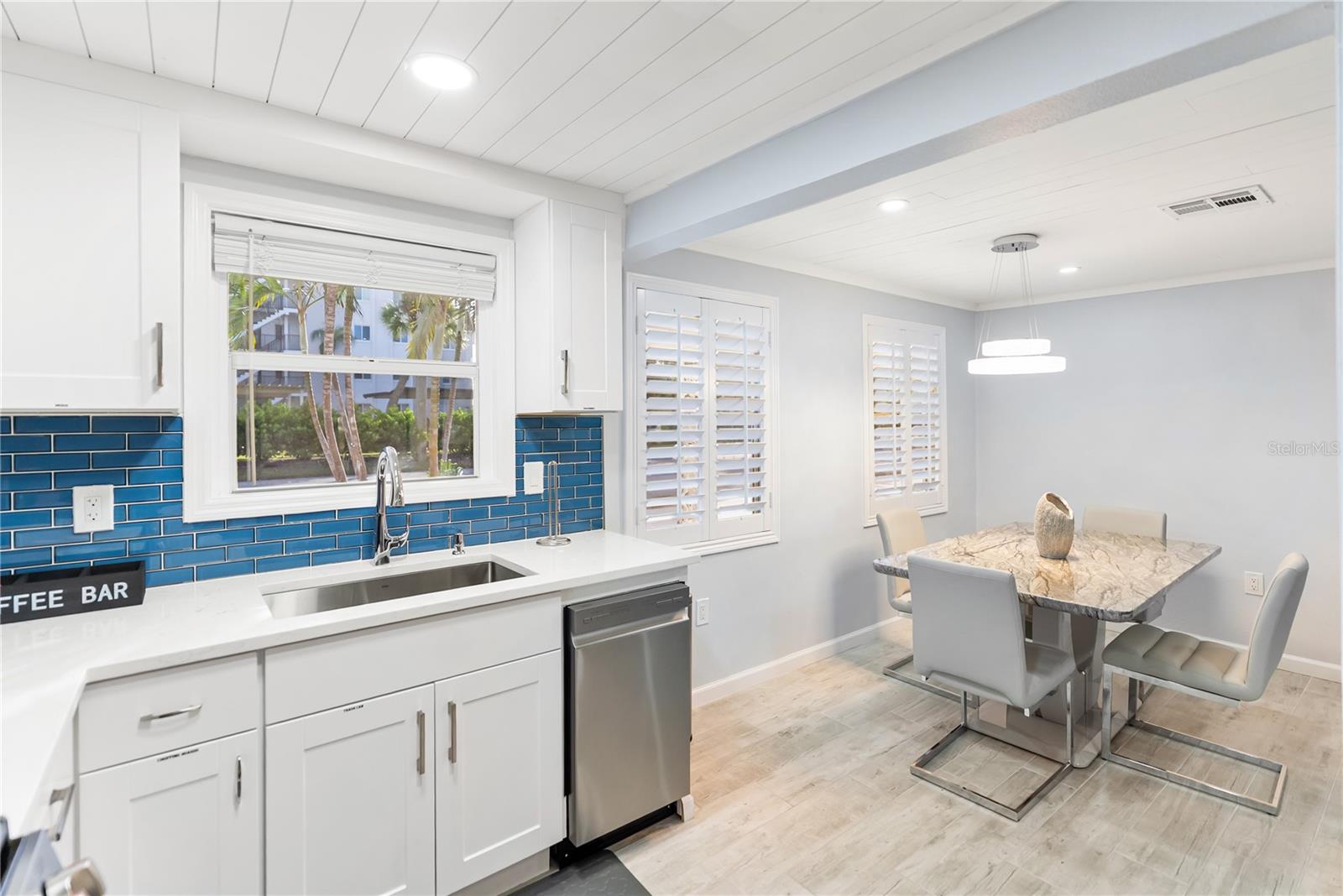 CORAL SHORES - Residential