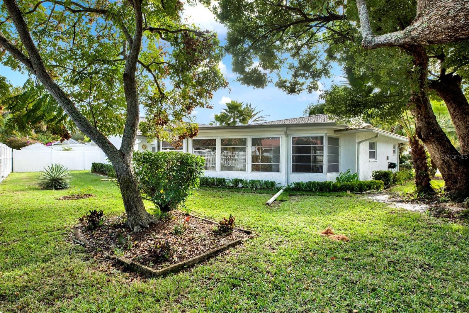 ANCHORAGE OF TARPON LAKE UNIT TWO THE - Residential