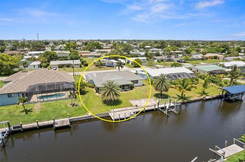 A home in PORT CHARLOTTE