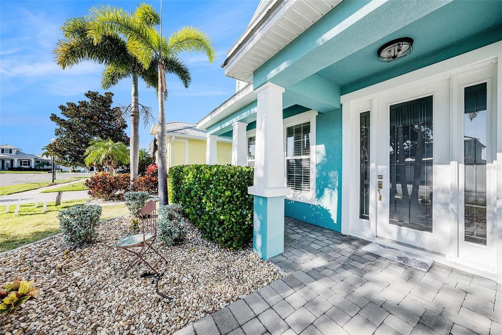 33572 - Apollo Beach / Ruskin community | Sarasota Real Estate 13 Photo of 6412 Key Island Avenue, Apollo Beach, FL 33572 (MLS # TB8443107)