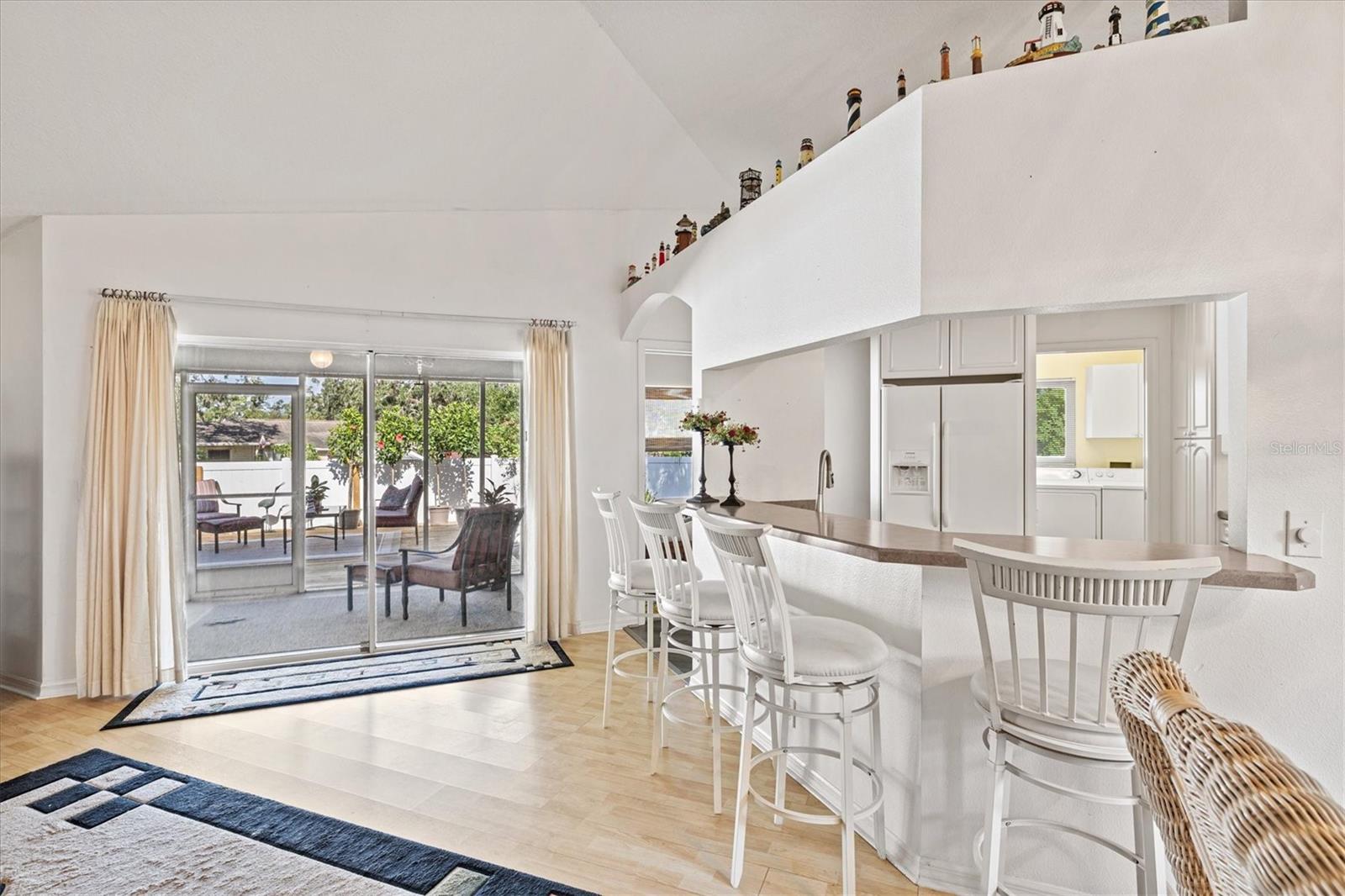 GROVELAND - Residential