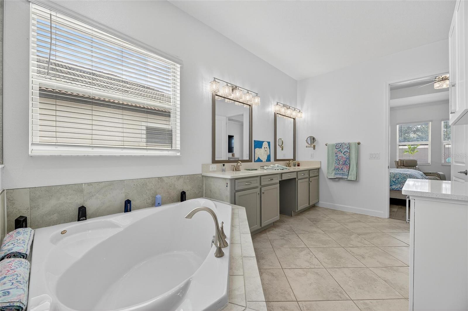 FOREST BROOKE ACTIVE ADULT PH - Residential