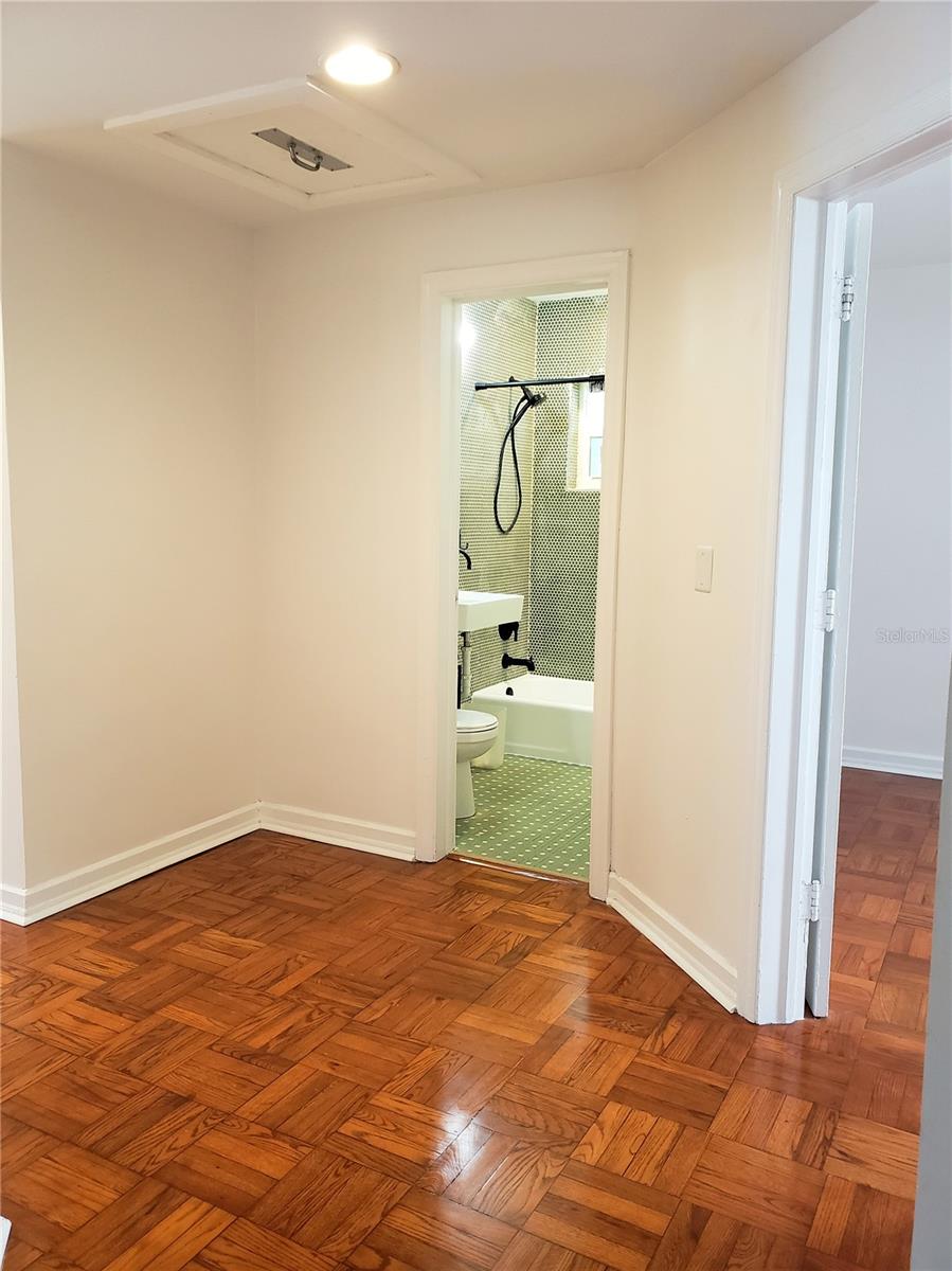 BEACH PARK - Residential Lease