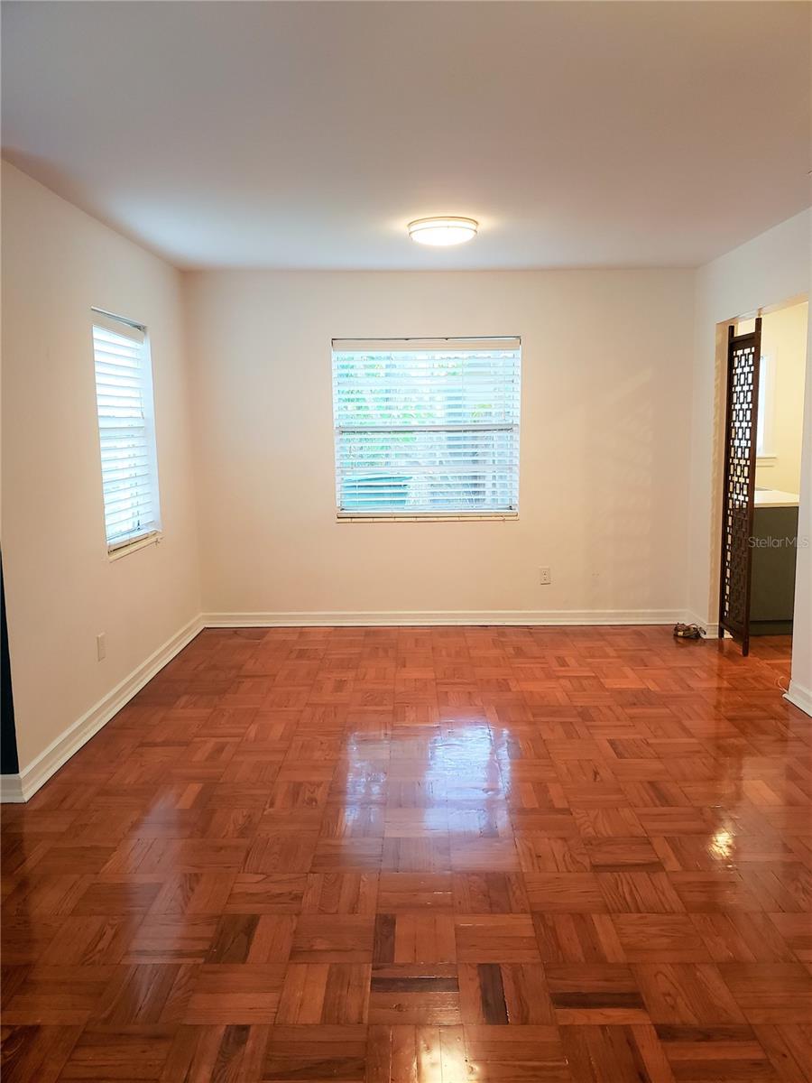 BEACH PARK - Residential Lease