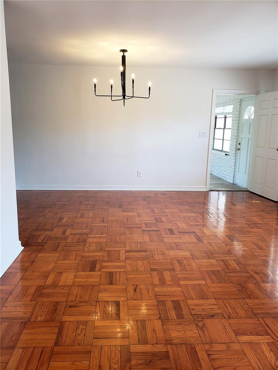 BEACH PARK - Residential Lease