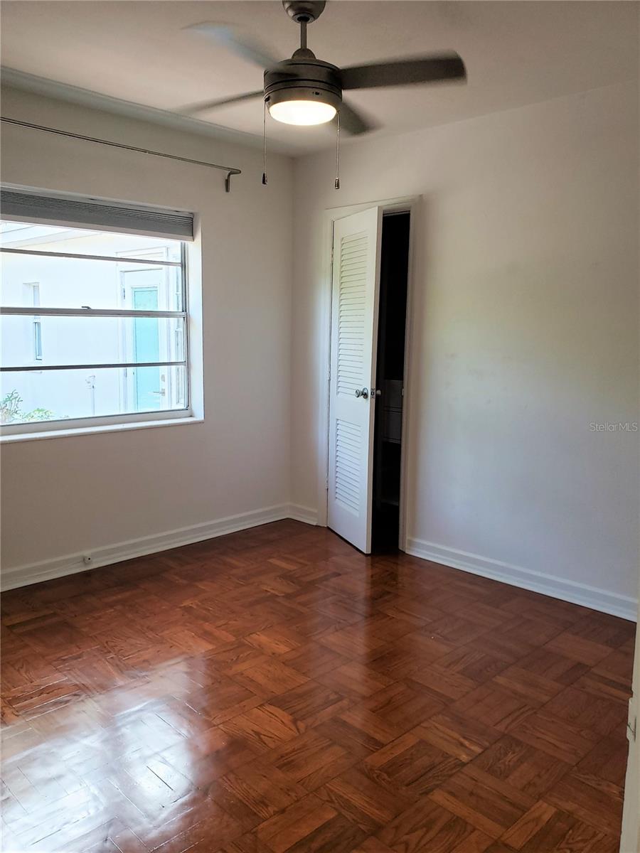 BEACH PARK - Residential Lease