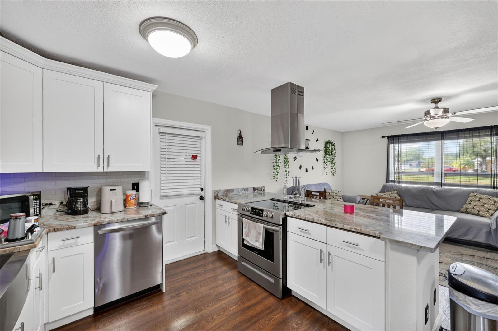 CHATHAM PARK - Residential