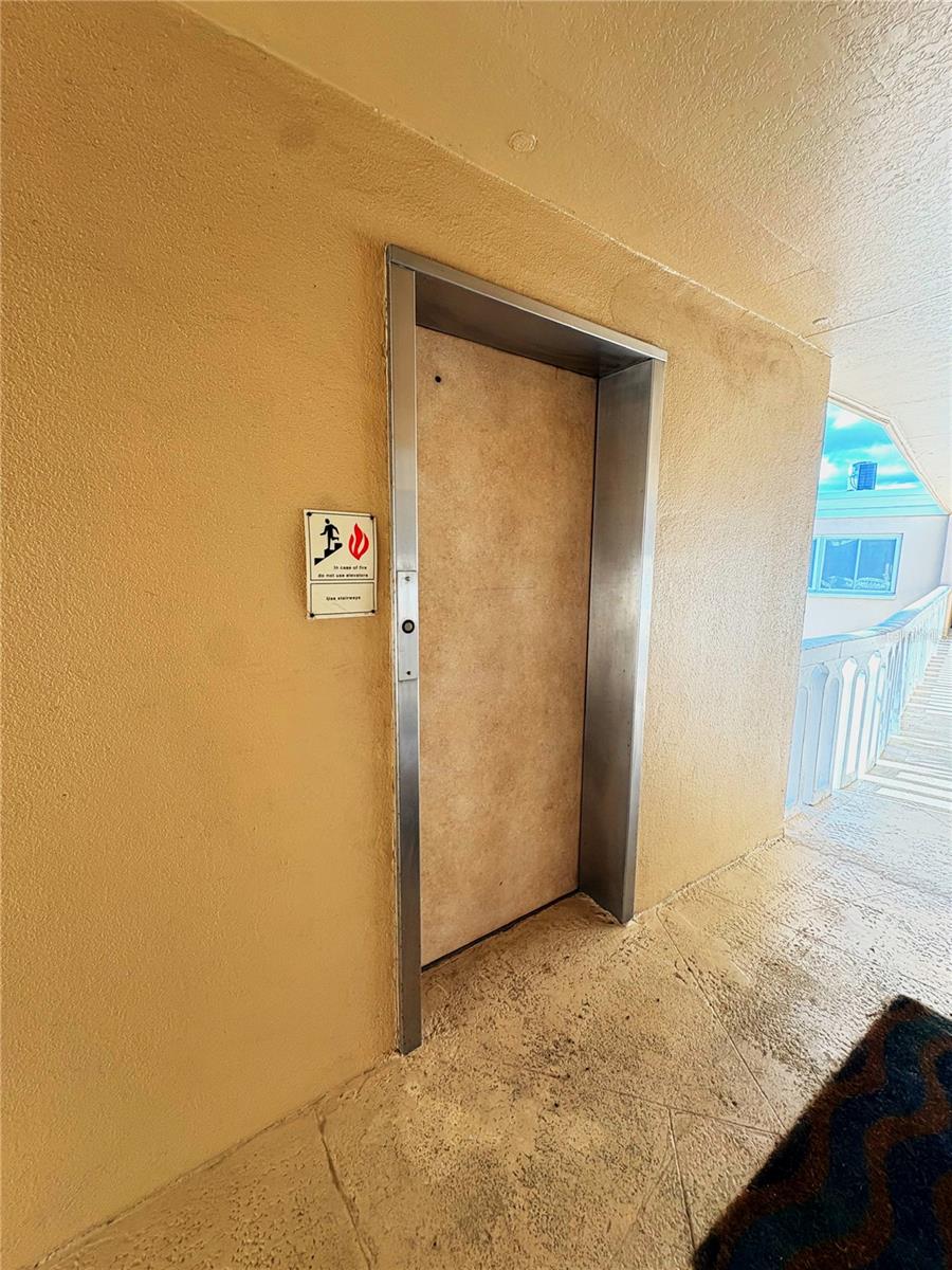 HARBORVIEW - Residential Lease