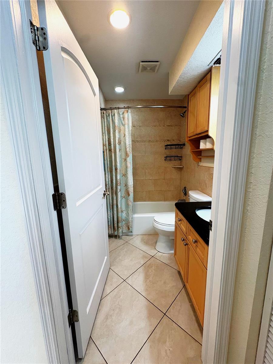 HARBORVIEW - Residential Lease