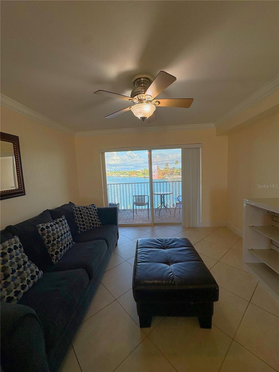 HARBORVIEW - Residential Lease