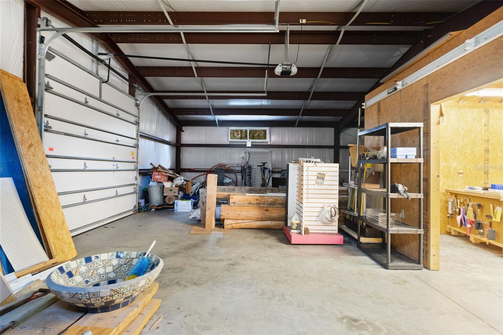 HIDDEN OAKS - Residential