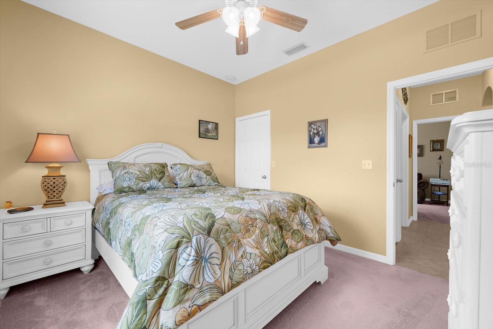 RIVER CLUB - Residential