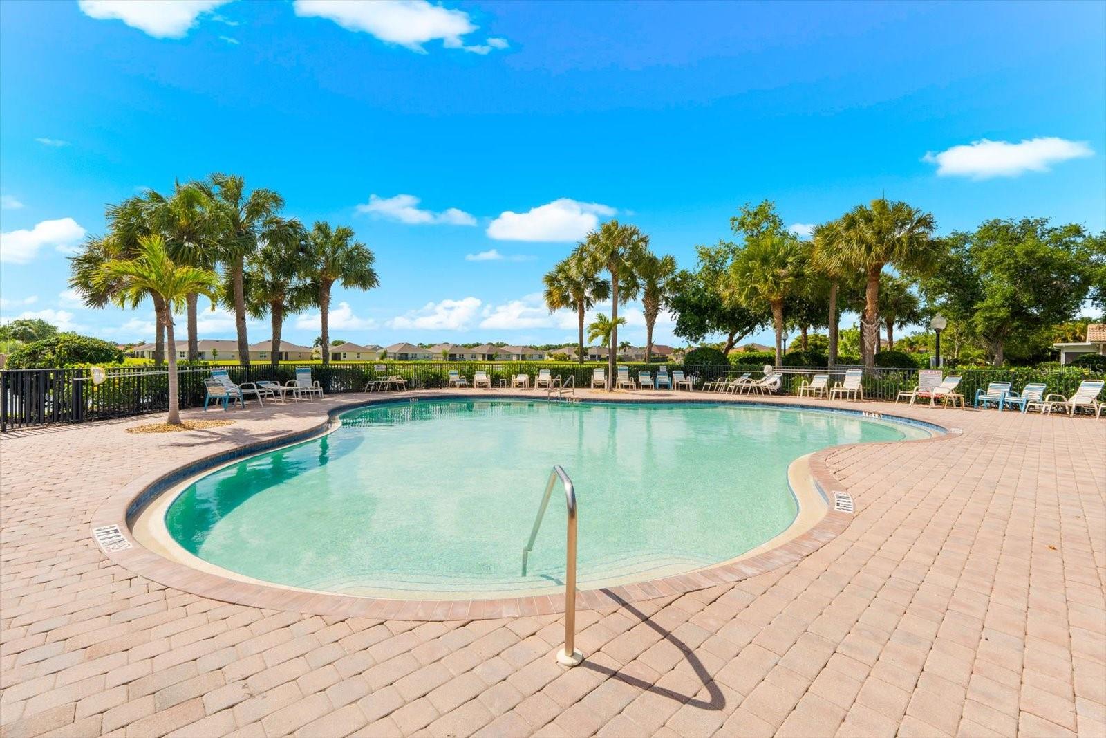 RIVER CLUB - Residential