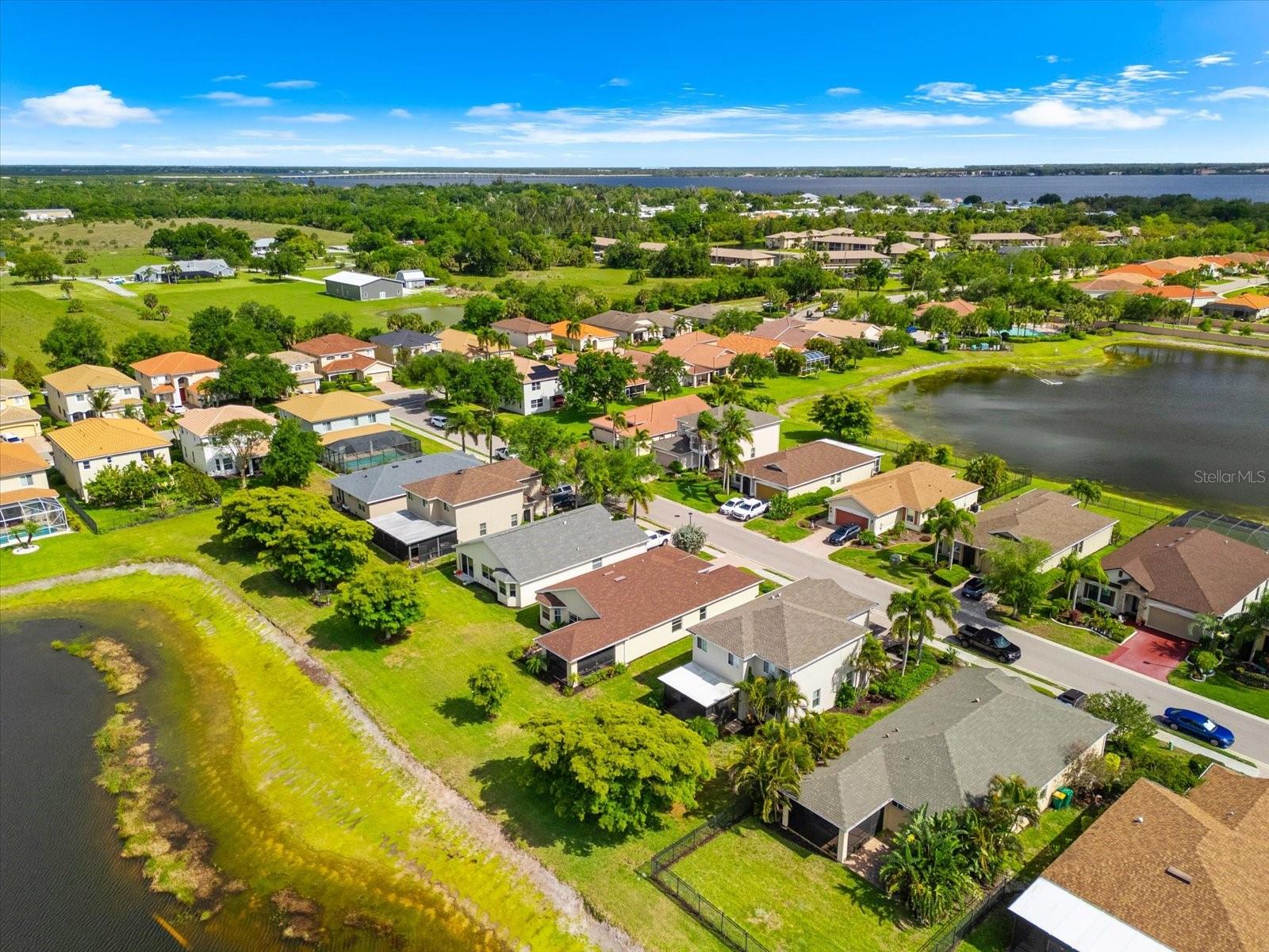 RIVER CLUB - Residential