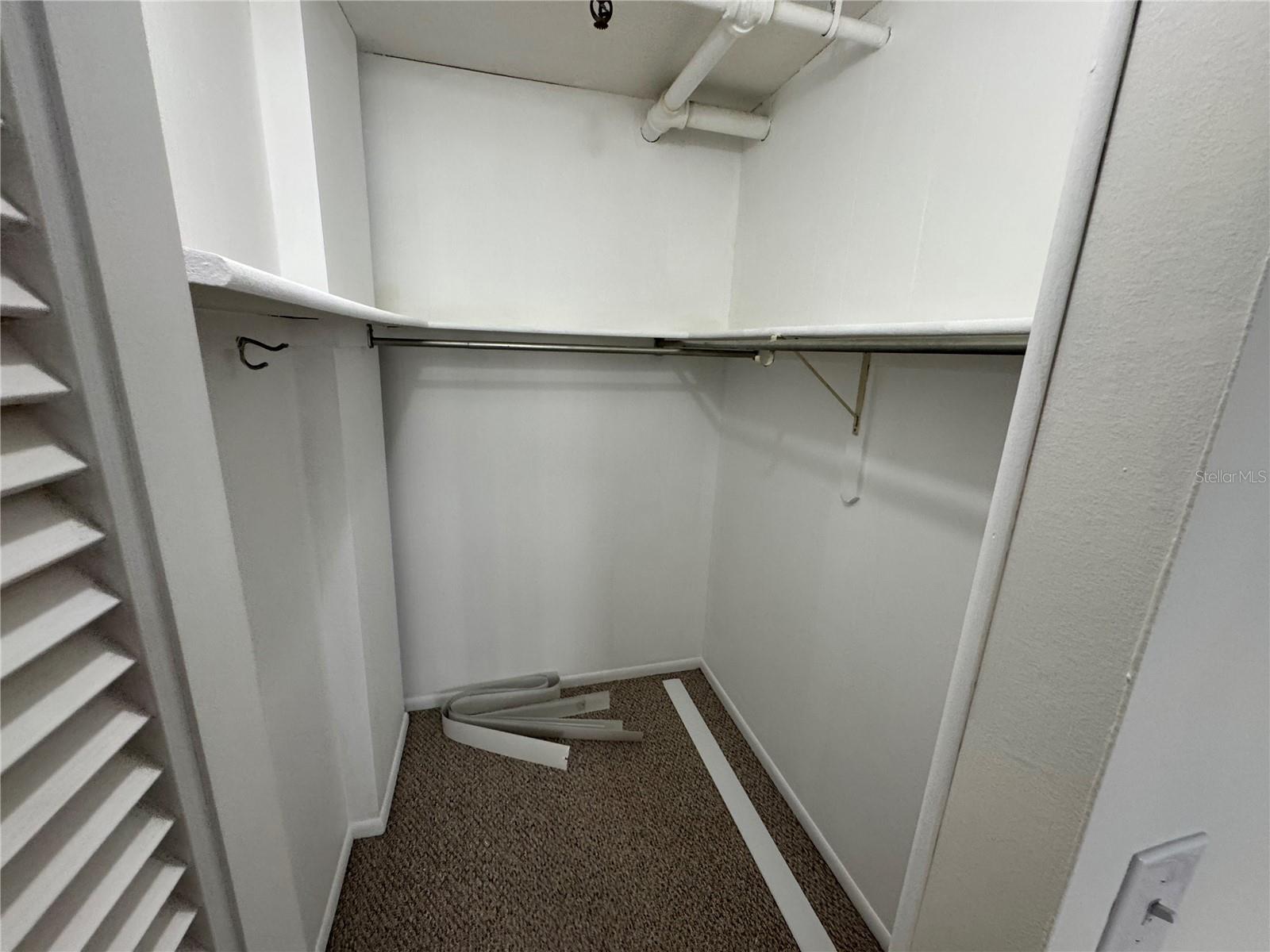 VENICE COSTA BRAVA - Residential Lease