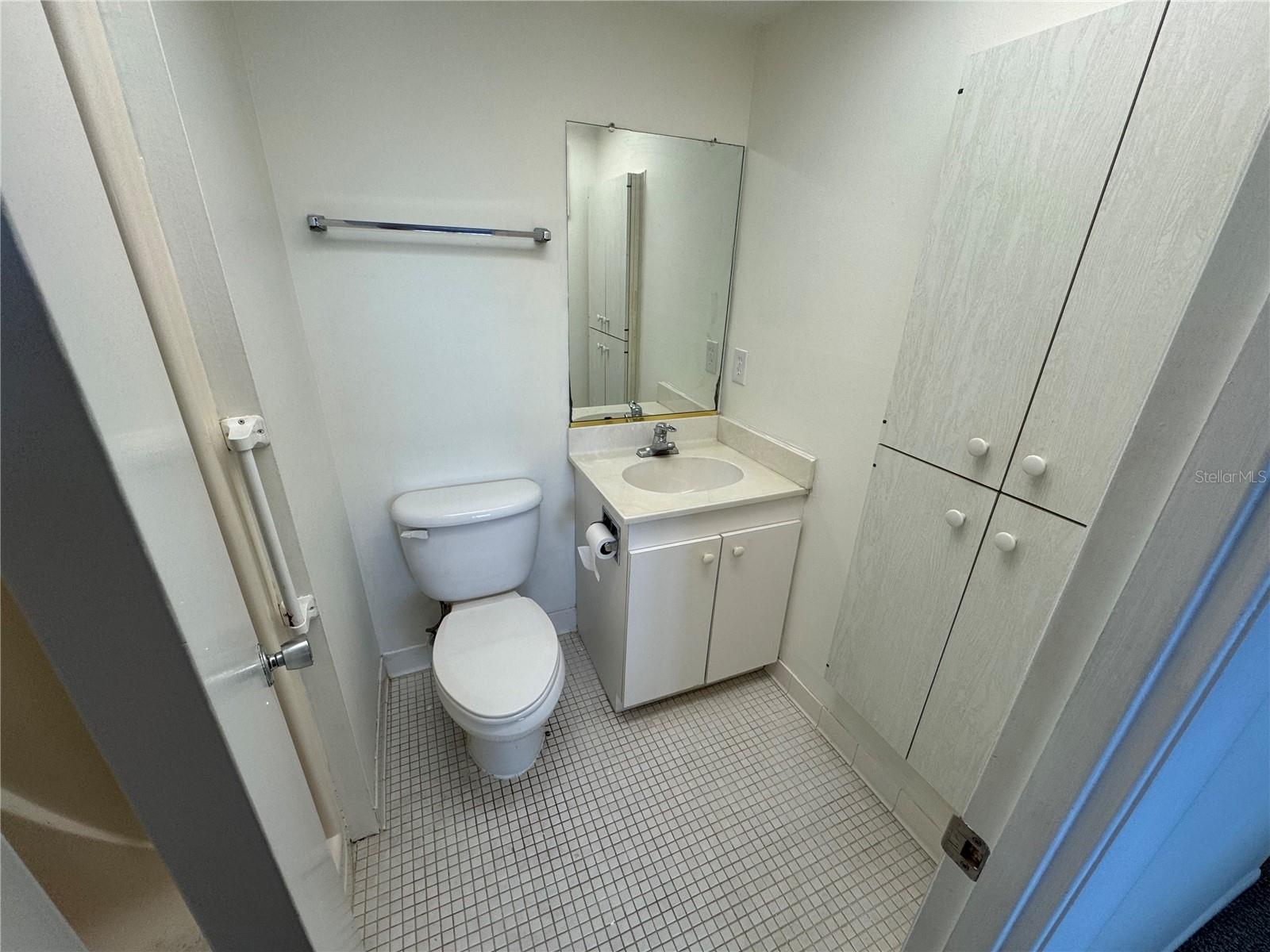 VENICE COSTA BRAVA - Residential Lease