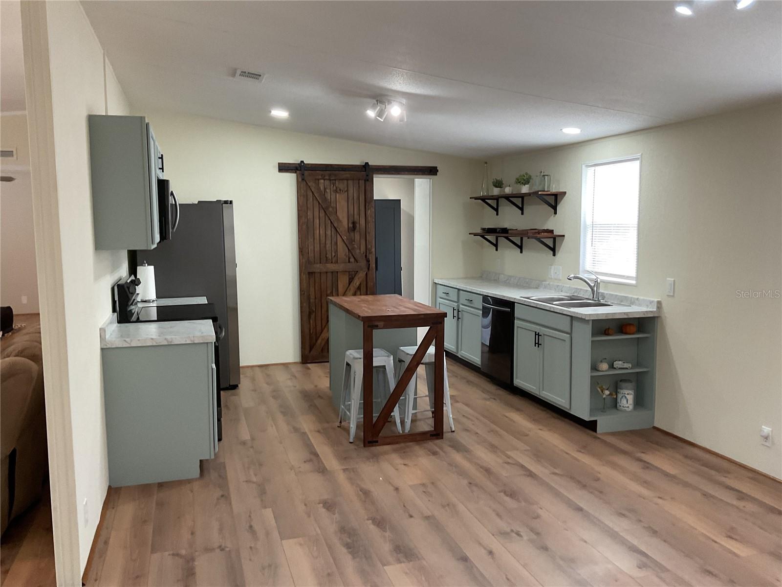 WILLISTON HIGHLANDS UNIT 12 - Residential