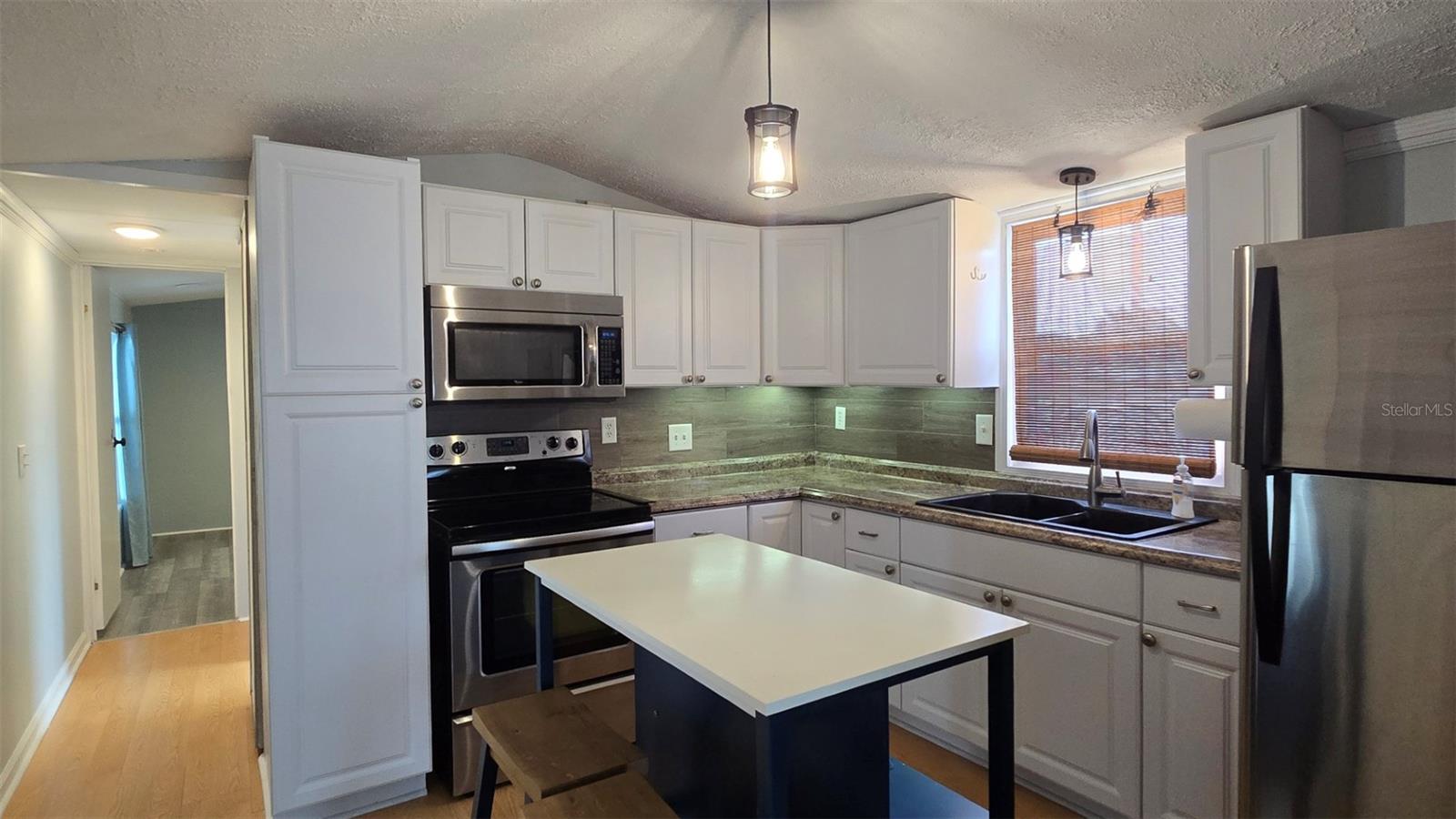 FOREST LKS/COCOA PH I - Residential Lease