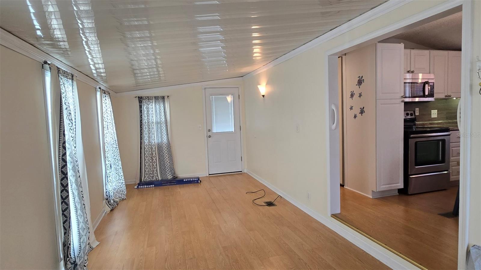 FOREST LKS/COCOA PH I - Residential Lease