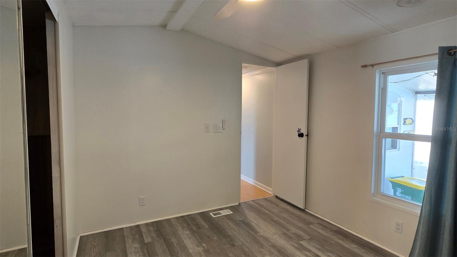 FOREST LKS/COCOA PH I - Residential Lease