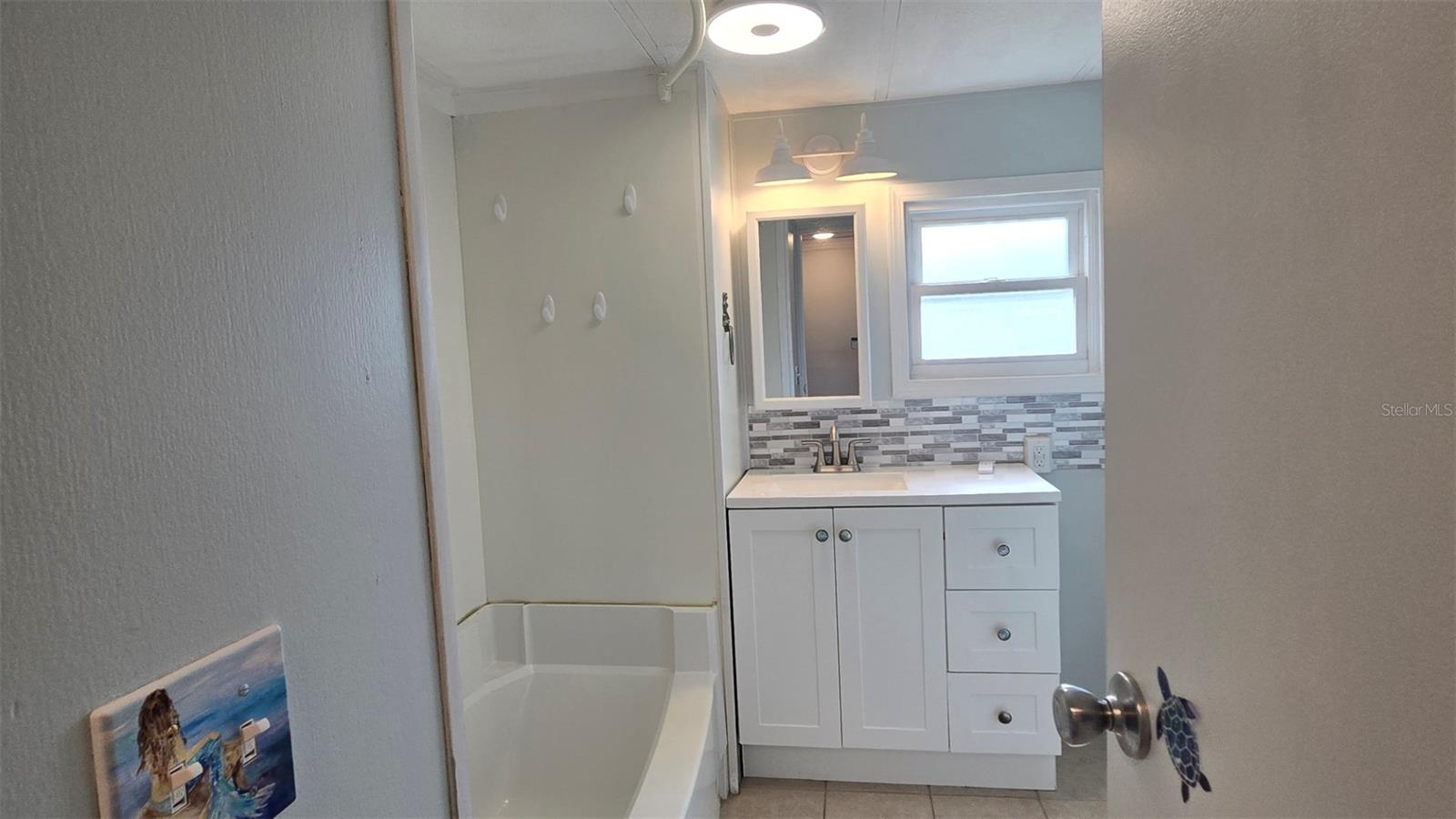 FOREST LKS/COCOA PH I - Residential Lease