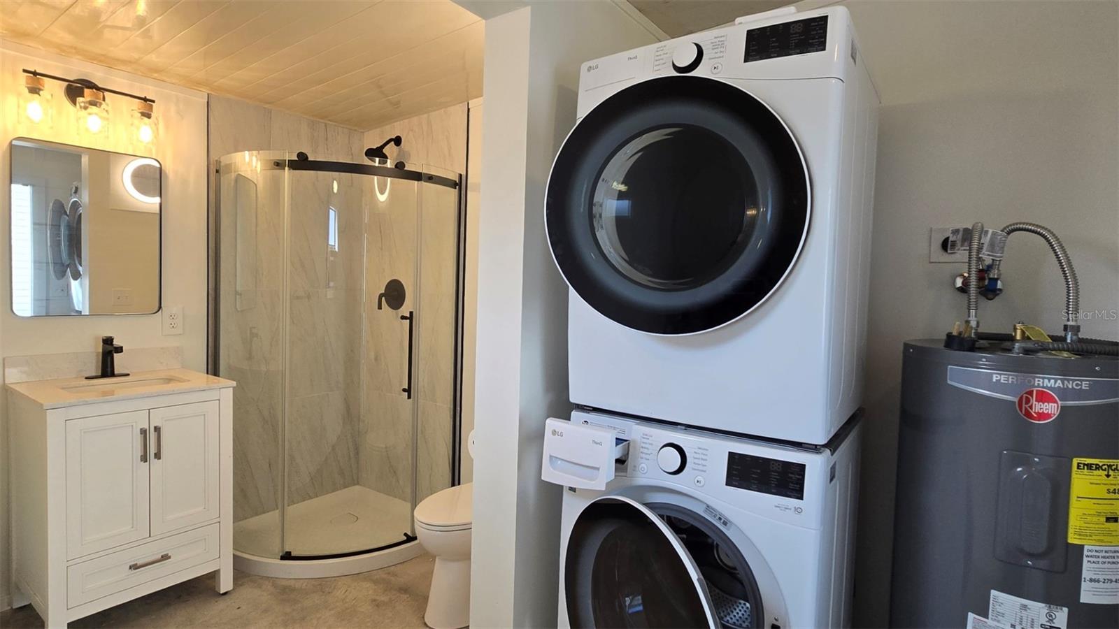 FOREST LKS/COCOA PH I - Residential Lease