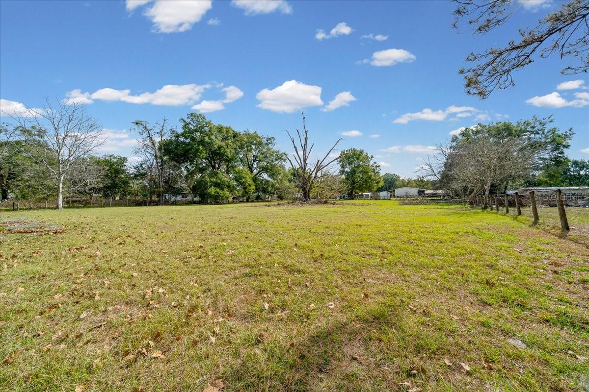 GOLDEN MEADOW FARMS - Residential