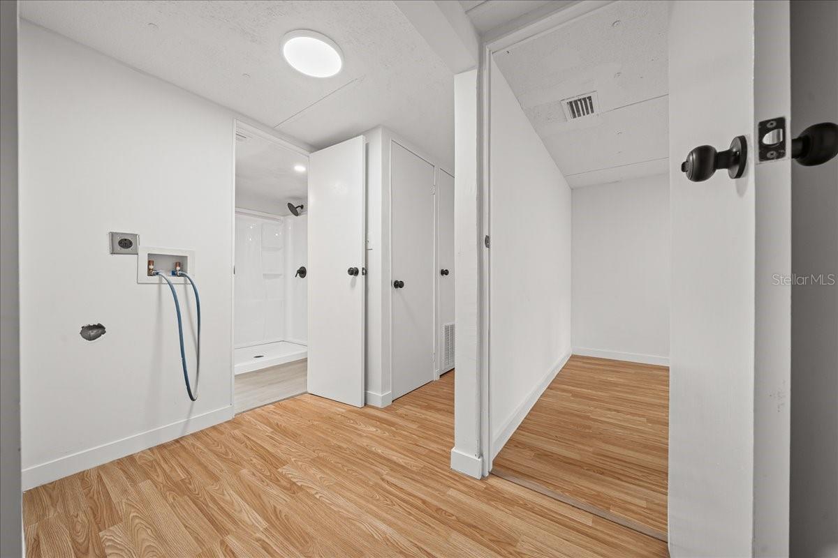 GOLDEN MEADOW FARMS - Residential