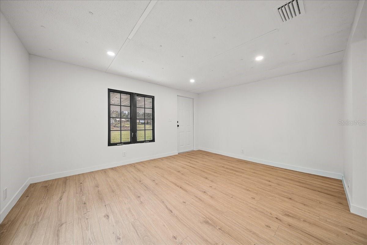 GOLDEN MEADOW FARMS - Residential