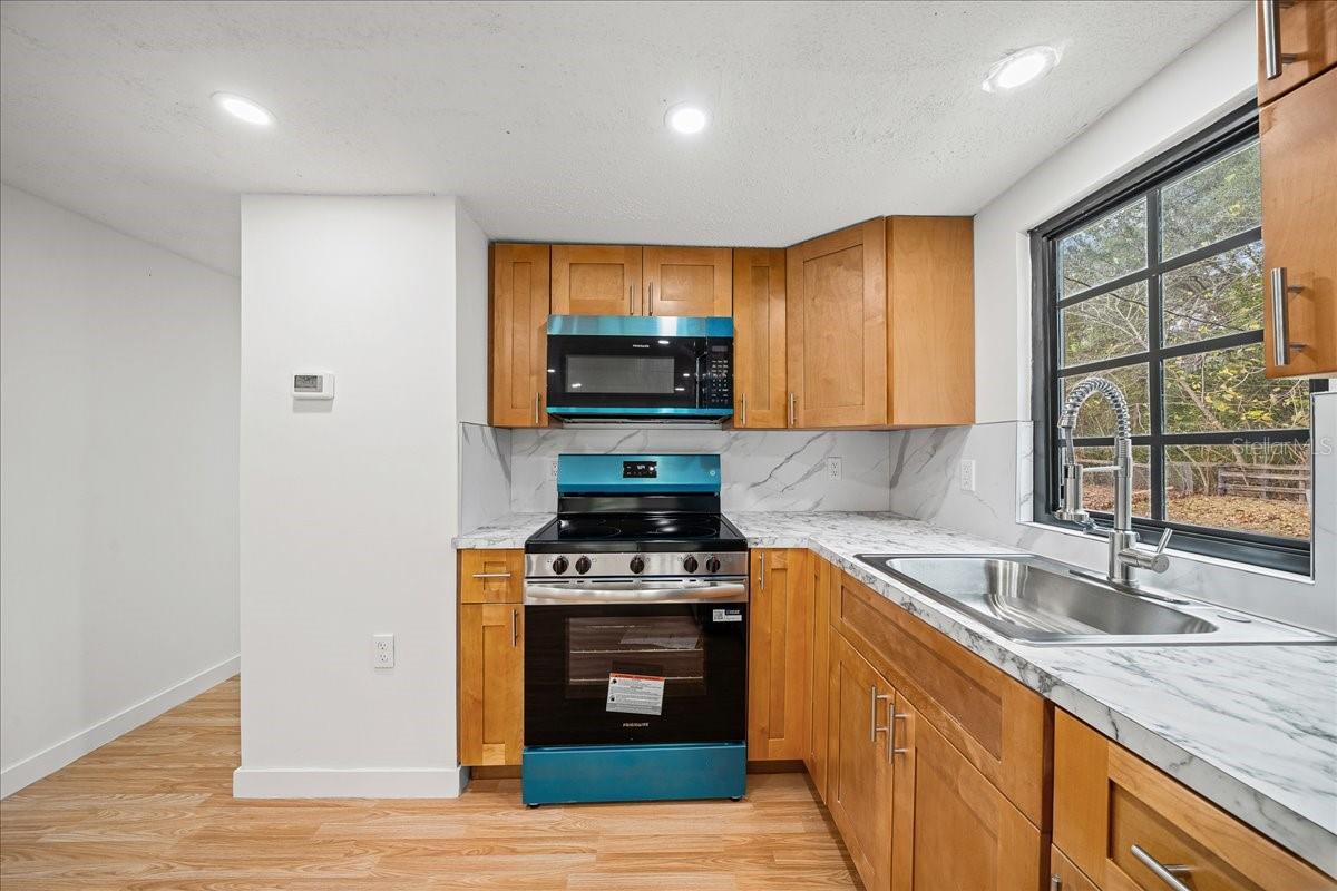 GOLDEN MEADOW FARMS - Residential