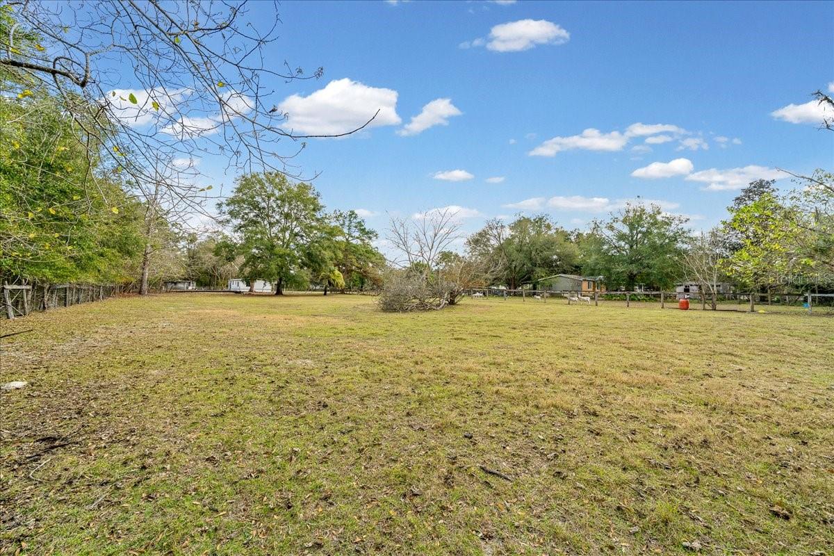 GOLDEN MEADOW FARMS - Residential