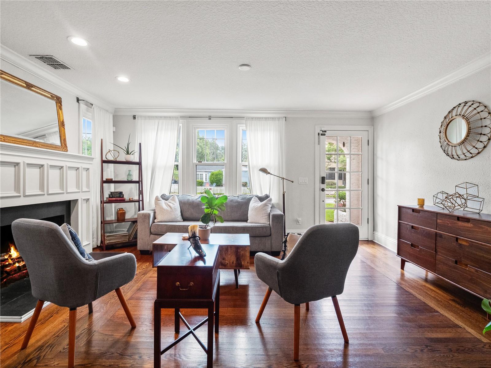 442 BRIERCLIFF DRIVE