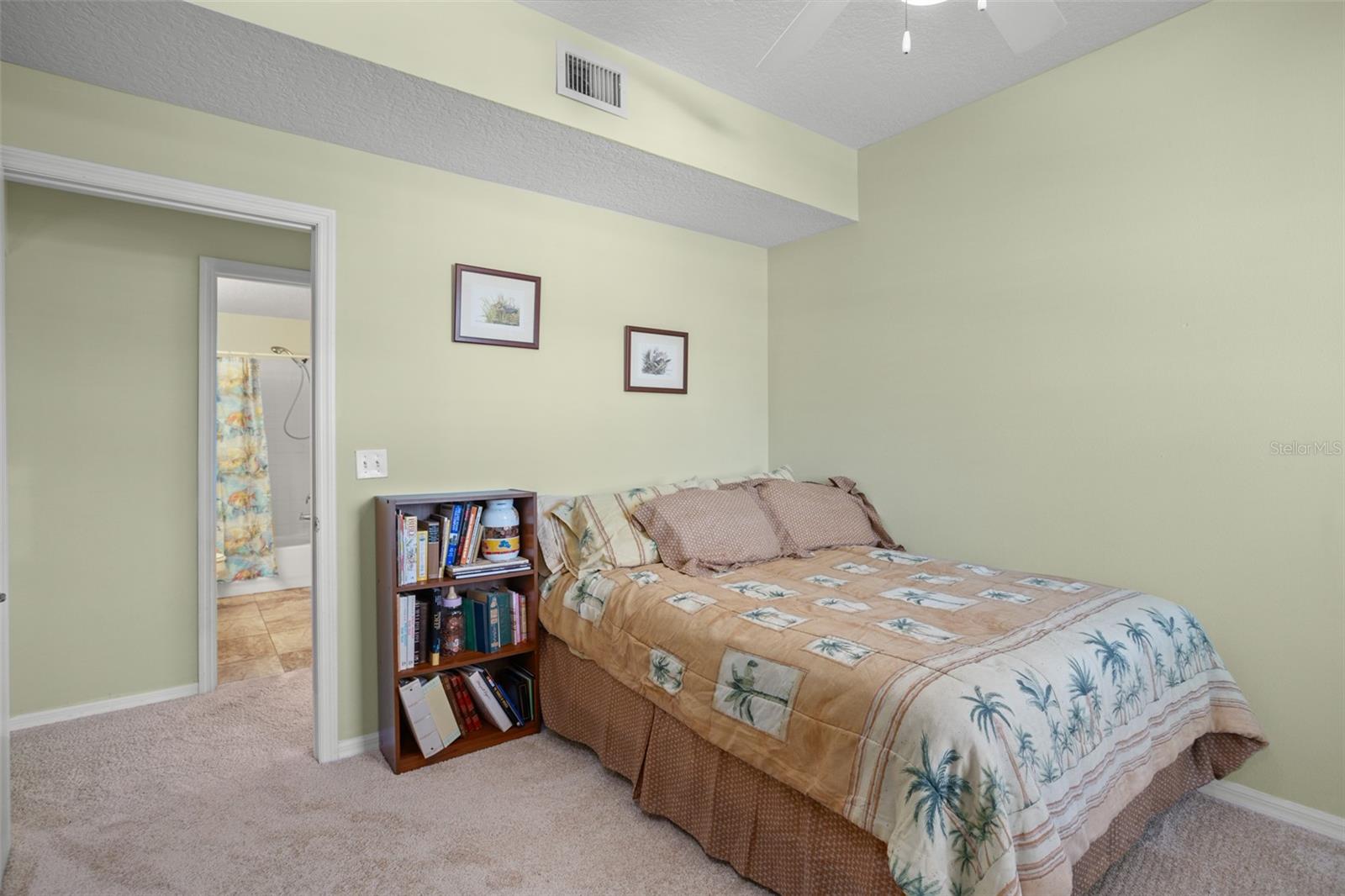 PALMS CLUB CONDOMINIUM - Residential