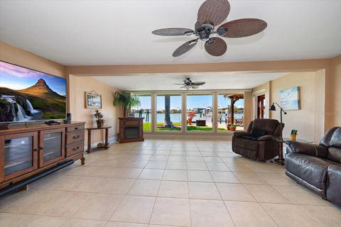 Single Family Residence in NORTH REDINGTON BEACH FL 17043 DOLPHIN DRIVE 3.jpg