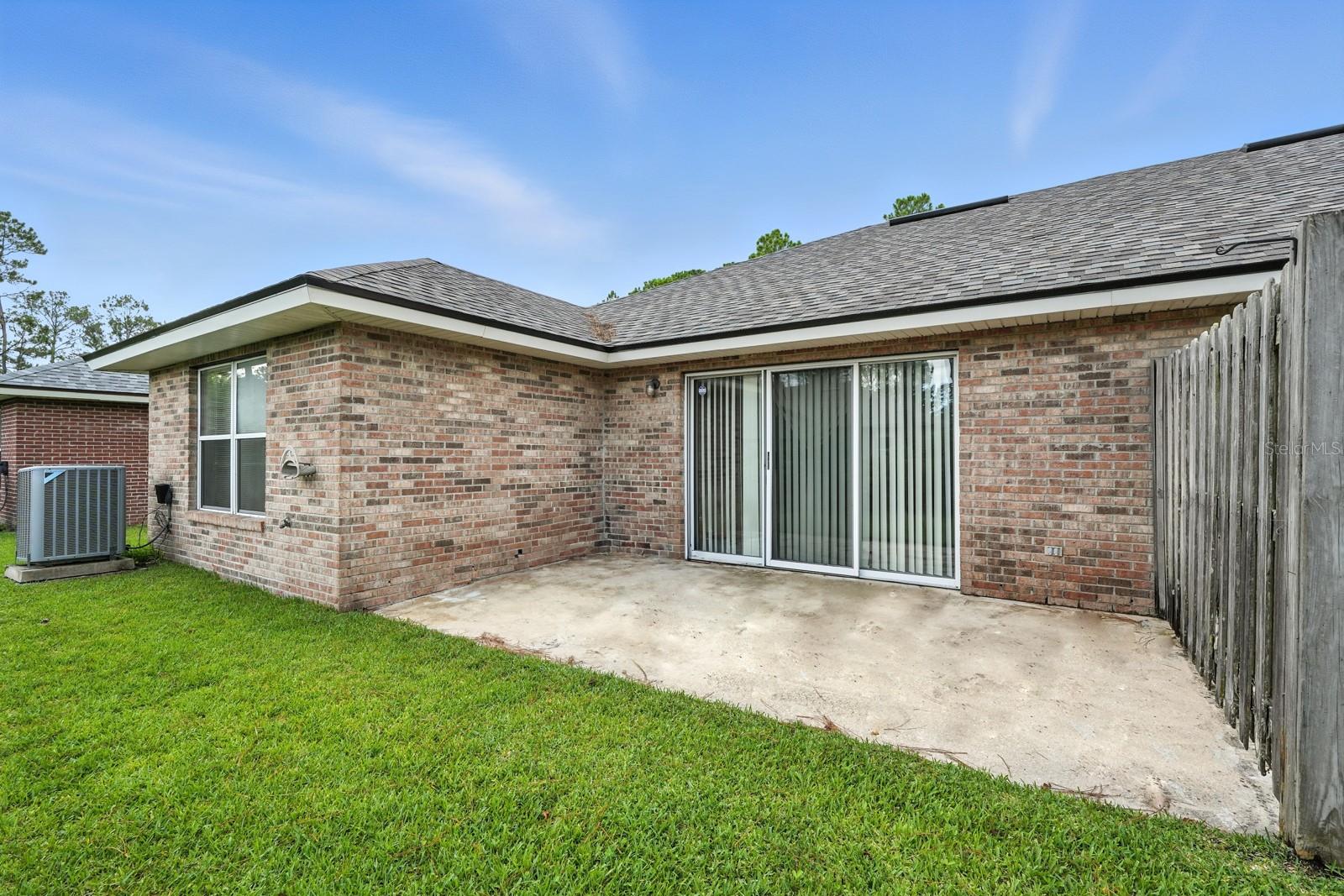 PALM COAST ROYAL PALMS SEC 33 - Residential Lease